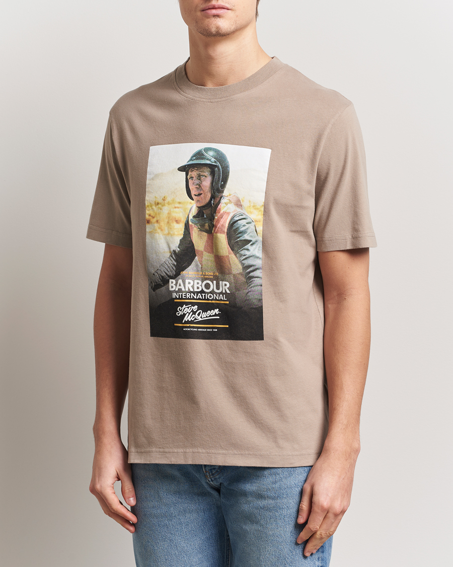 Herre | T-Shirts | Barbour International | Nicholl Steve McQueen T-Shirt Timber Wolf