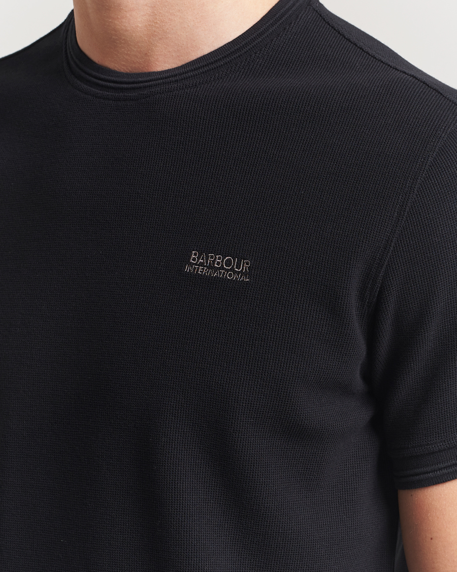 Herre | T-Shirts | Barbour International | Charlie Textured T-Shirt Black