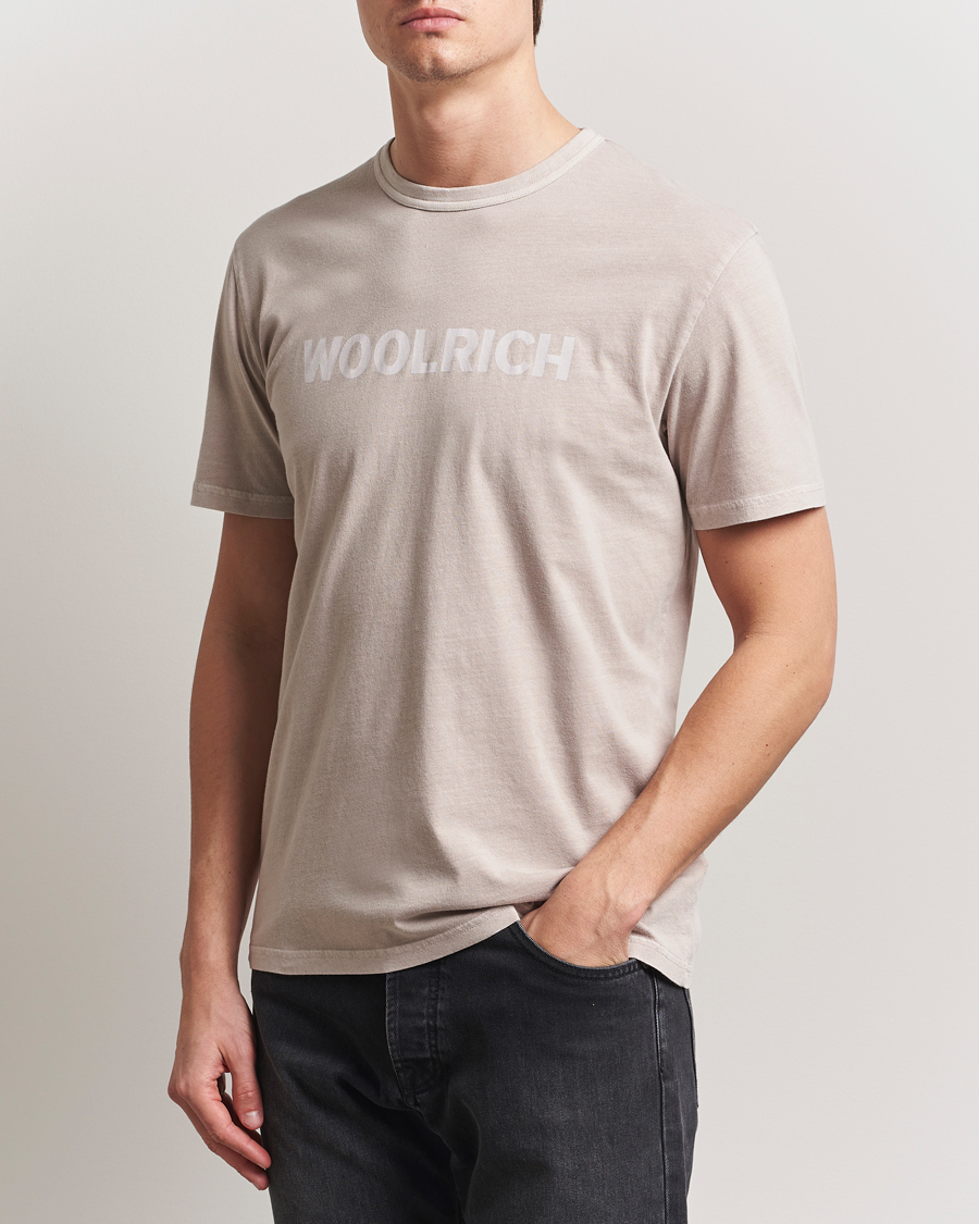 Herre | T-Shirts | Woolrich | Light Garment Dyed T-Shirt Dove