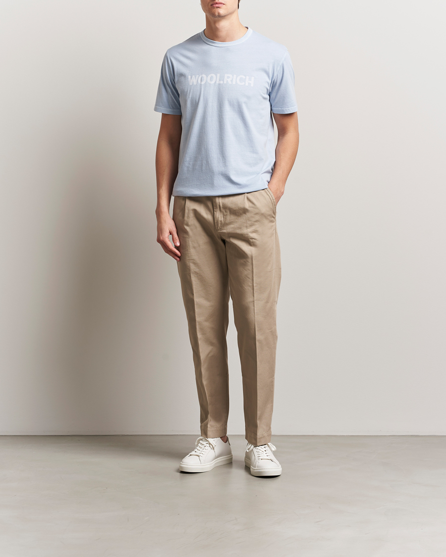 Herre | T-Shirts | Woolrich | Light Garment Dyed T-Shirt Flask