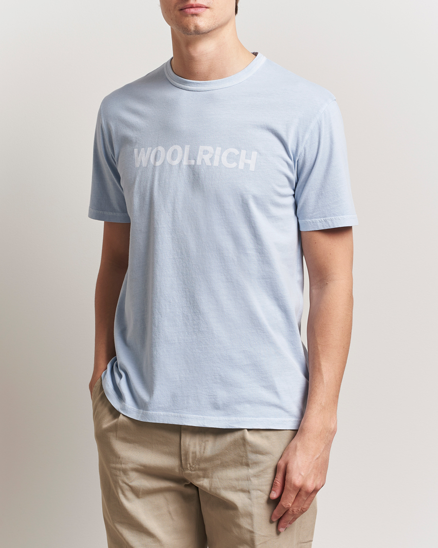Herre | T-Shirts | Woolrich | Light Garment Dyed T-Shirt Flask