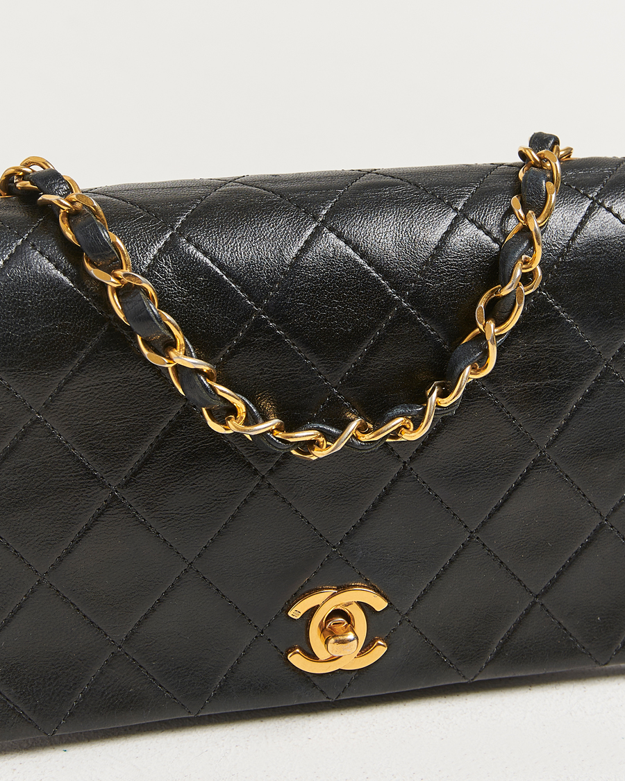 Herre | Chanel Pre-Owned Mini Single Full Flap Bag Black Lambskin | Chanel Pre-Owned | Mini Single Full Flap Bag Black Lambskin