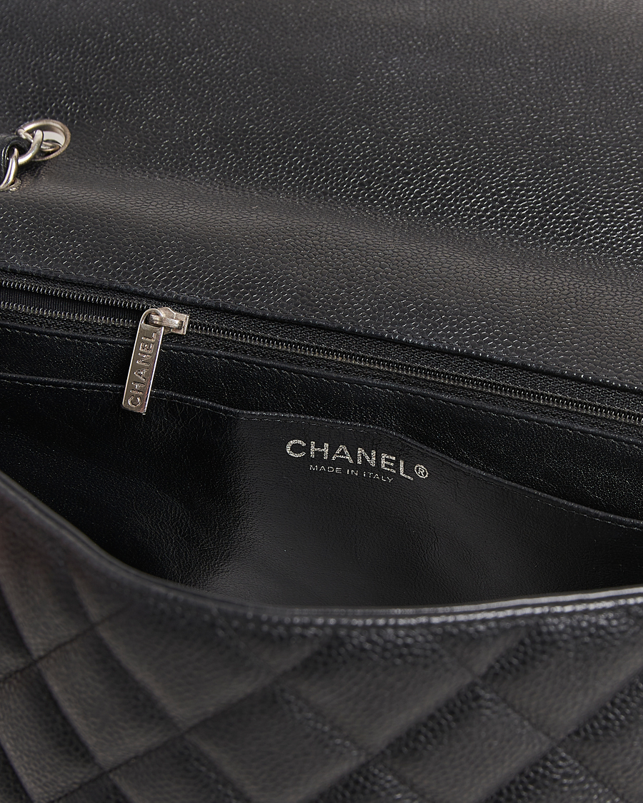 Herre | Gifts for Her | Chanel Pre-Owned | Classic Single Flap Maxi Black Caviar
