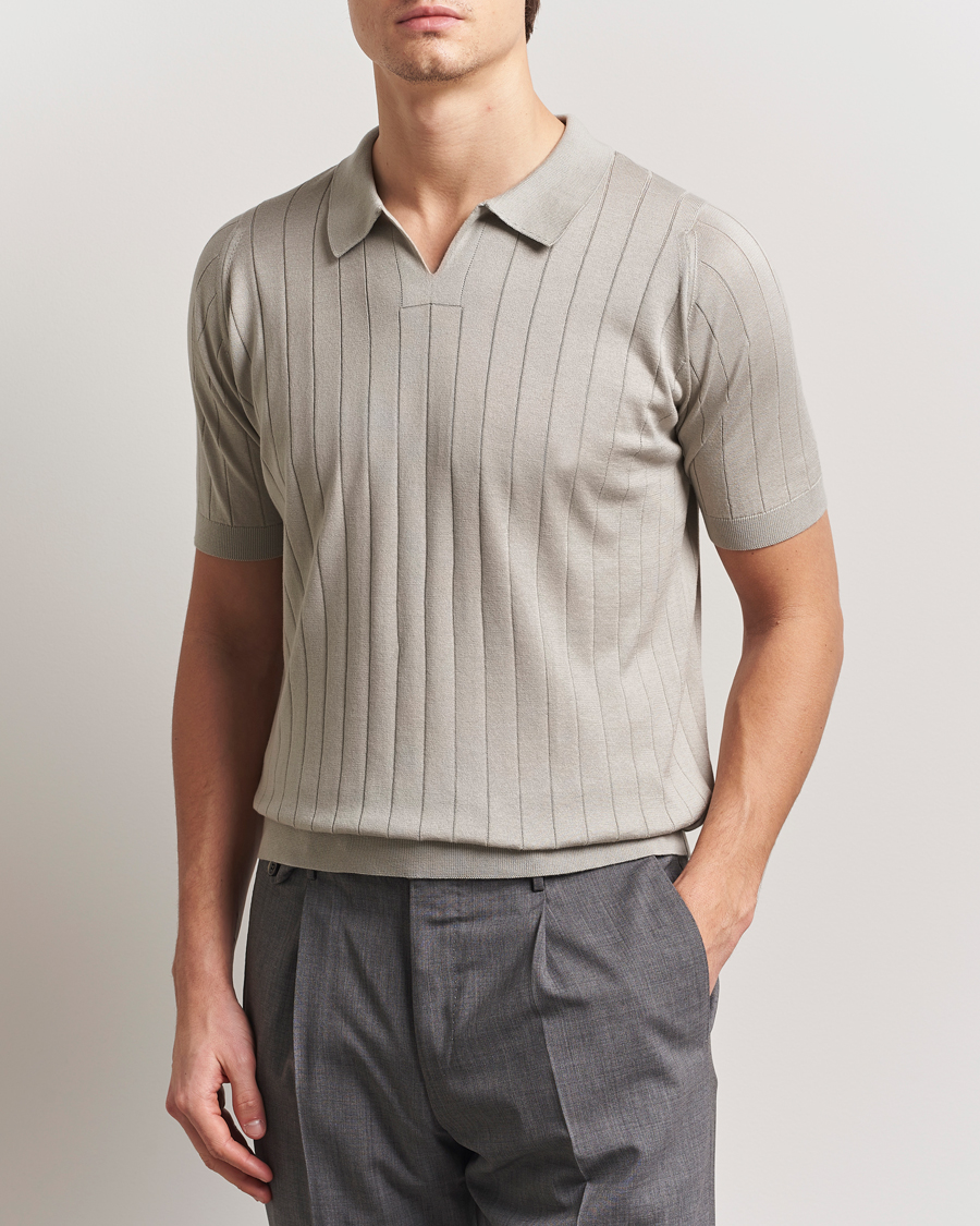 Herre | Pikéer | John Smedley | Roper Open Collar Sea Island Polo Parchment