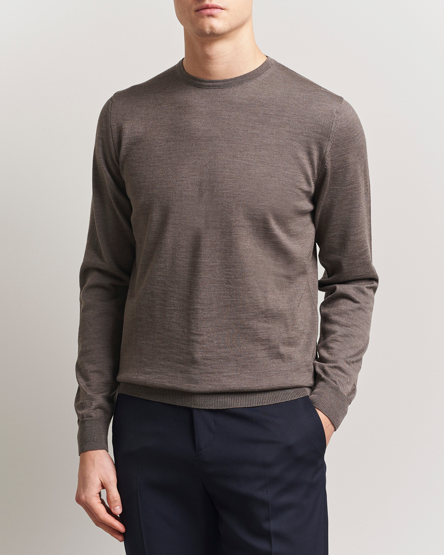 Herre | Gensere | Stenströms | Merino Patch Crew Neck Brown