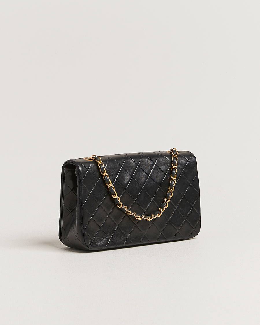 Herre | Chanel Pre-Owned Matelassé Single Full Flap Bag Black | Chanel Pre-Owned | Matelassé Single Full Flap Bag Black