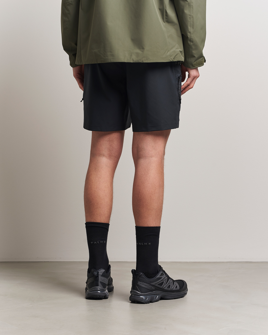 Herre | Shorts | Peak Performance | Outdoor Cargo Shorts Black