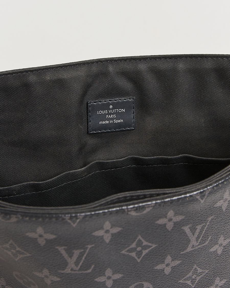 Herre | Louis Vuitton Pre-Owned District MM Bag Monogram Eclipse | Louis Vuitton Pre-Owned | District MM Bag Monogram Eclipse