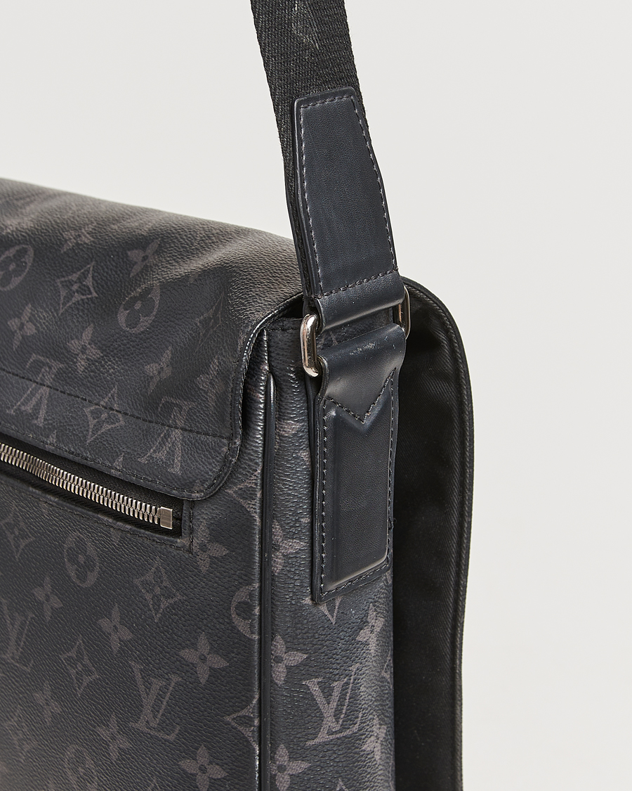 Herre | Louis Vuitton Pre-Owned District MM Bag Monogram Eclipse | Louis Vuitton Pre-Owned | District MM Bag Monogram Eclipse