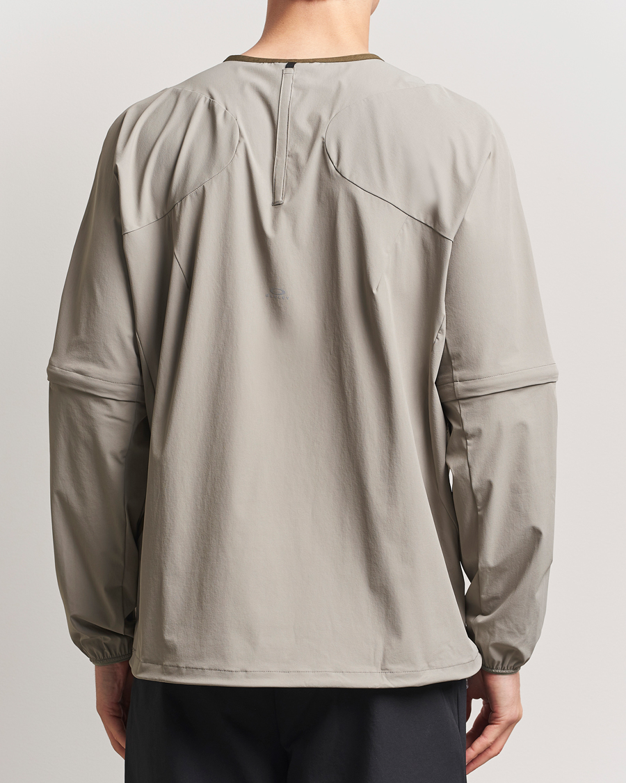 Herre | T-Shirts | Oakley | Latitude Flight Convert Shell T-shirt Boulder Green