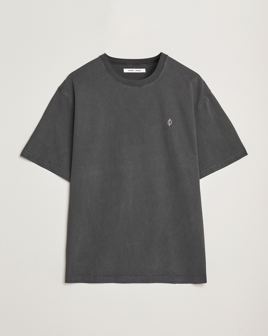 Herre | T-Shirts | Samsøe Samsøe | Wandering Printed Crew Neck T-Shirt Washed Black