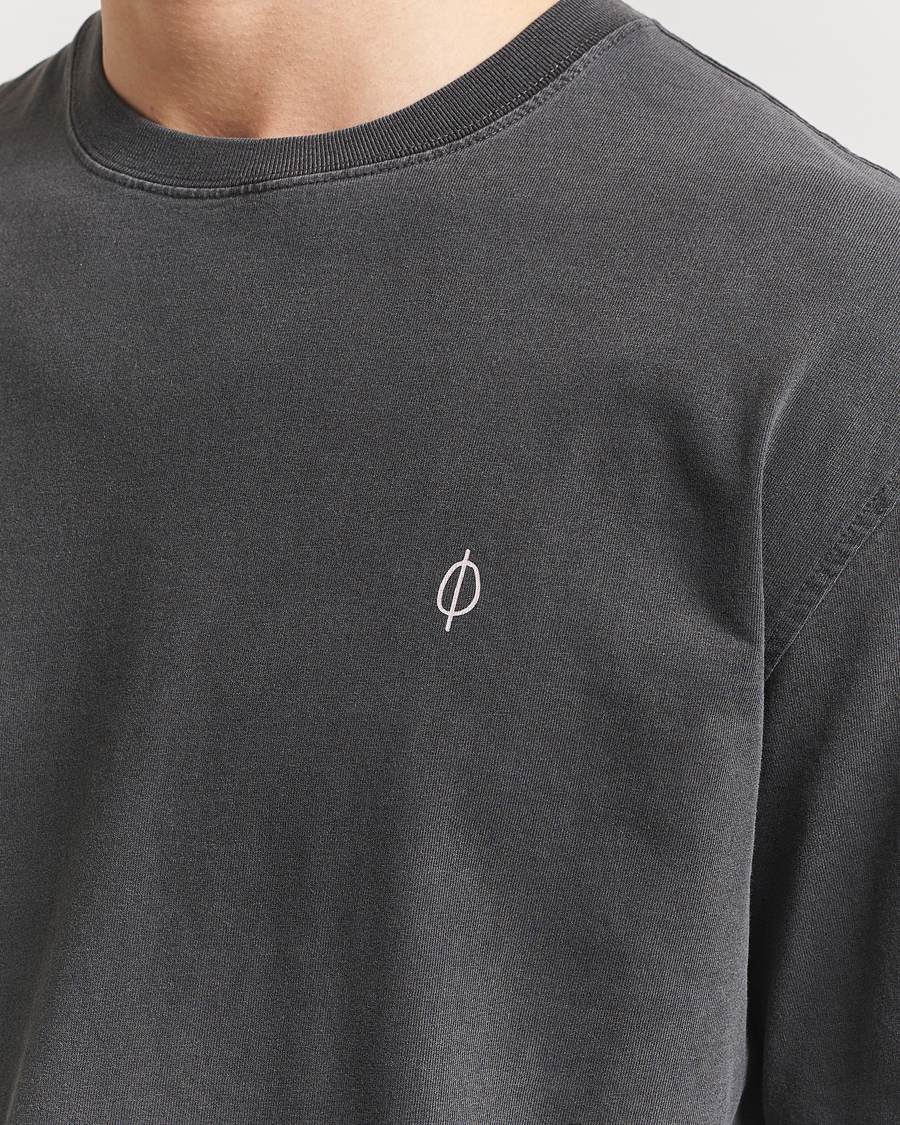 Herre | T-Shirts | Samsøe Samsøe | Wandering Printed Crew Neck T-Shirt Washed Black