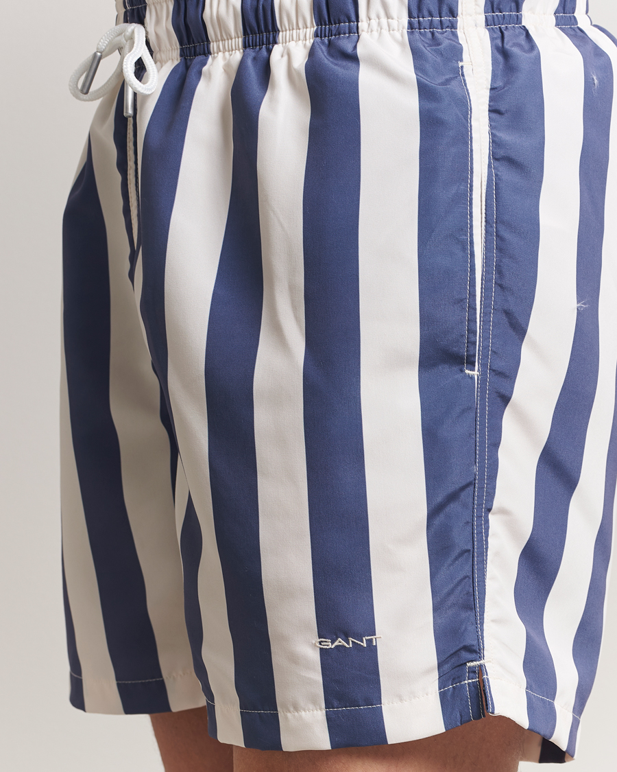Herre | Badeshorts | GANT | Blockstriped Swimshorts Dusty Navy