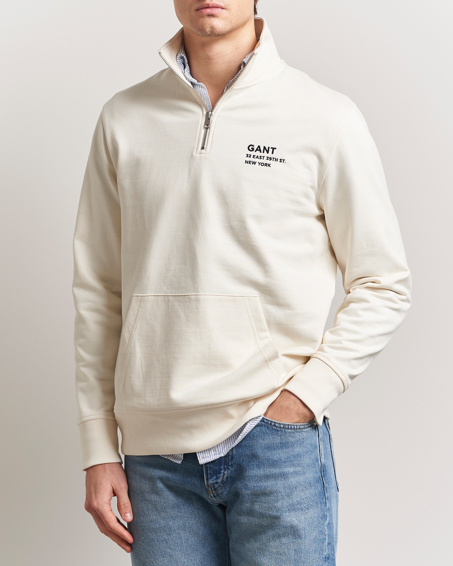 Herre | Gensere | GANT | Script Graphic Half Zip Sweater Cream