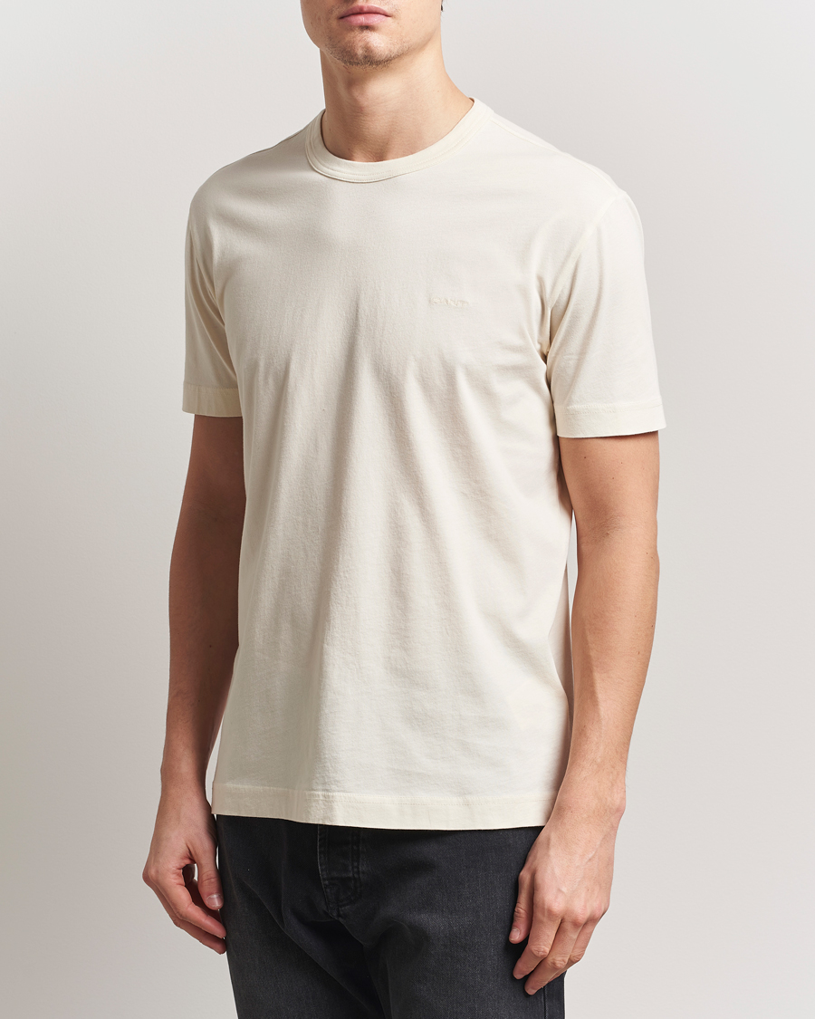 Herre | T-Shirts | GANT | Sunfaded T-Shirt Ivory White