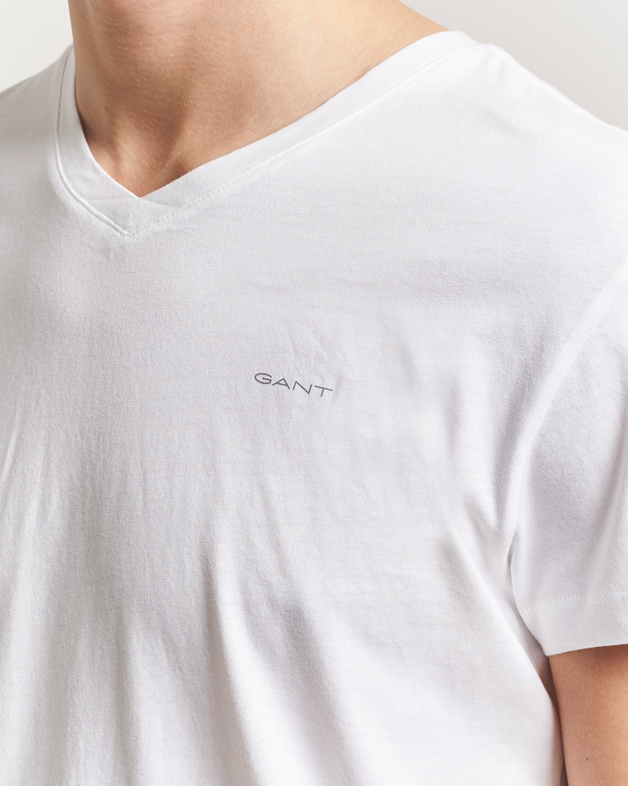 Herre | T-Shirts | GANT | 2-Pack V-Neck T-shirt Navy/White