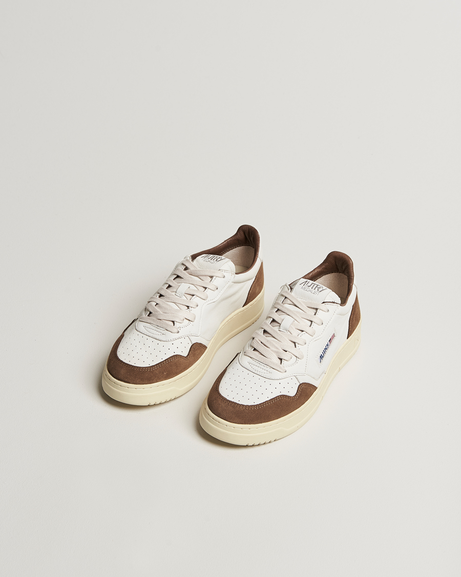 Herre | Sneakers | Autry | Medalist Low Super Soft Goat Leather Sneaker White/Brown