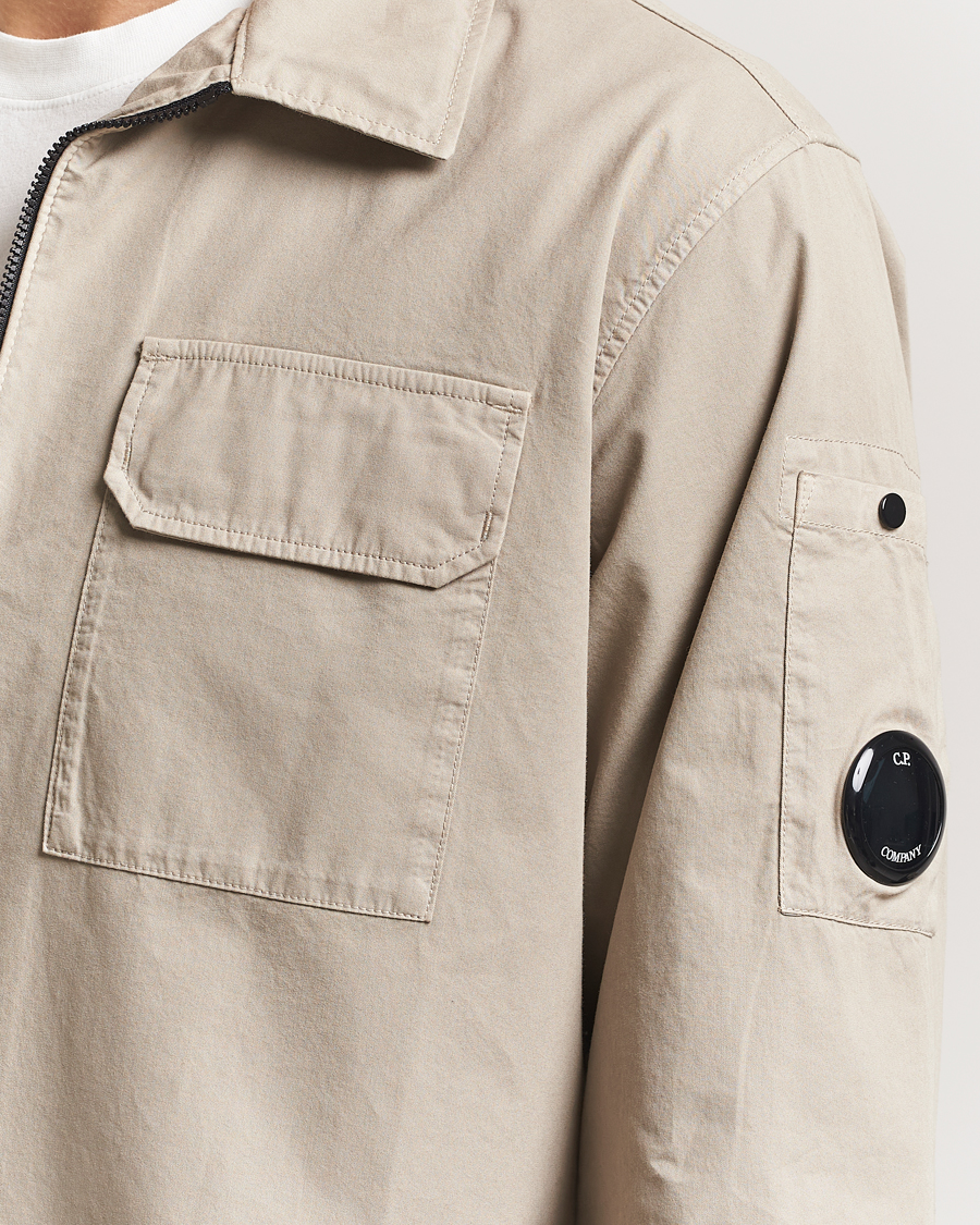 Herre | Skjorter | C.P. Company | Garment Dyed Gabardine Zip Shirt Jacket Beige