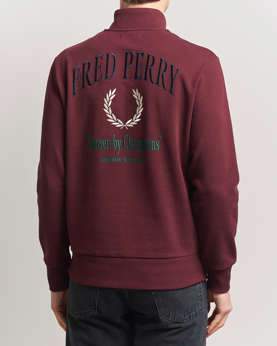 Herre | Gensere | Fred Perry | Embroidered Champion Half Zip Oxblood