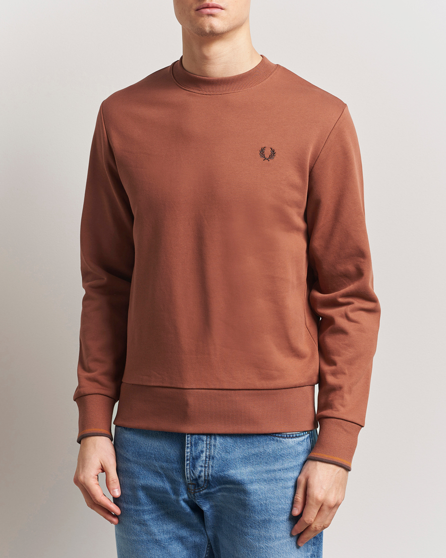 Herre | Gensere | Fred Perry | Crew Neck Sweatshirt Cinnamon Brown
