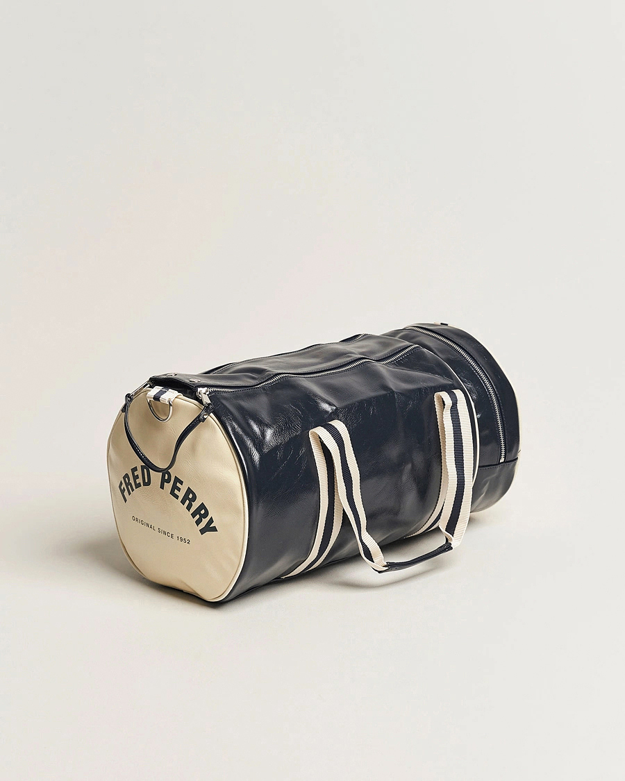 Herre | Vesker | Fred Perry | Classic Barrel Bag Navy/Ecru