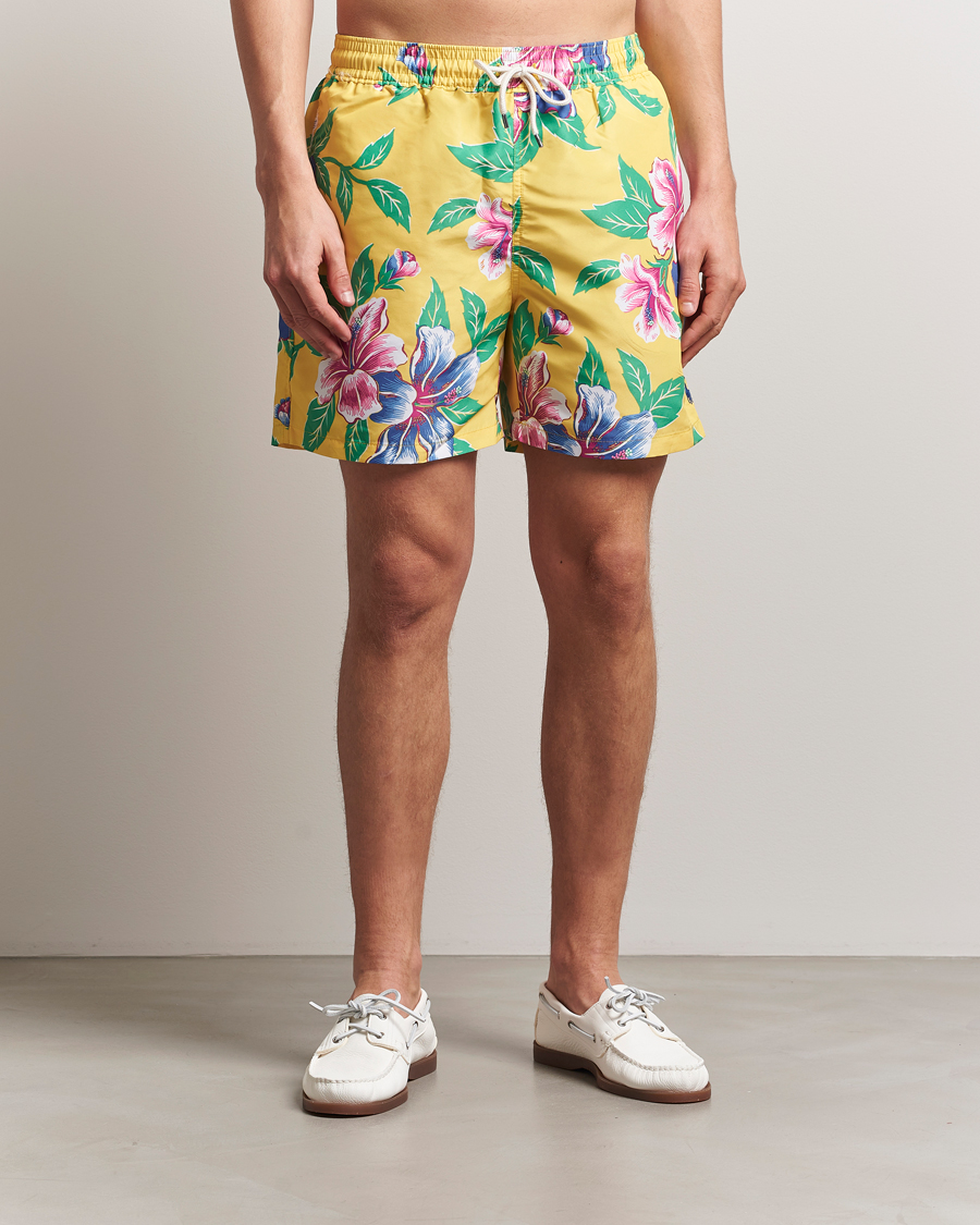 Herre | Badeshorts | Polo Ralph Lauren | Traveler Recycled Swimshorts Iconic Hibiscus Yellow