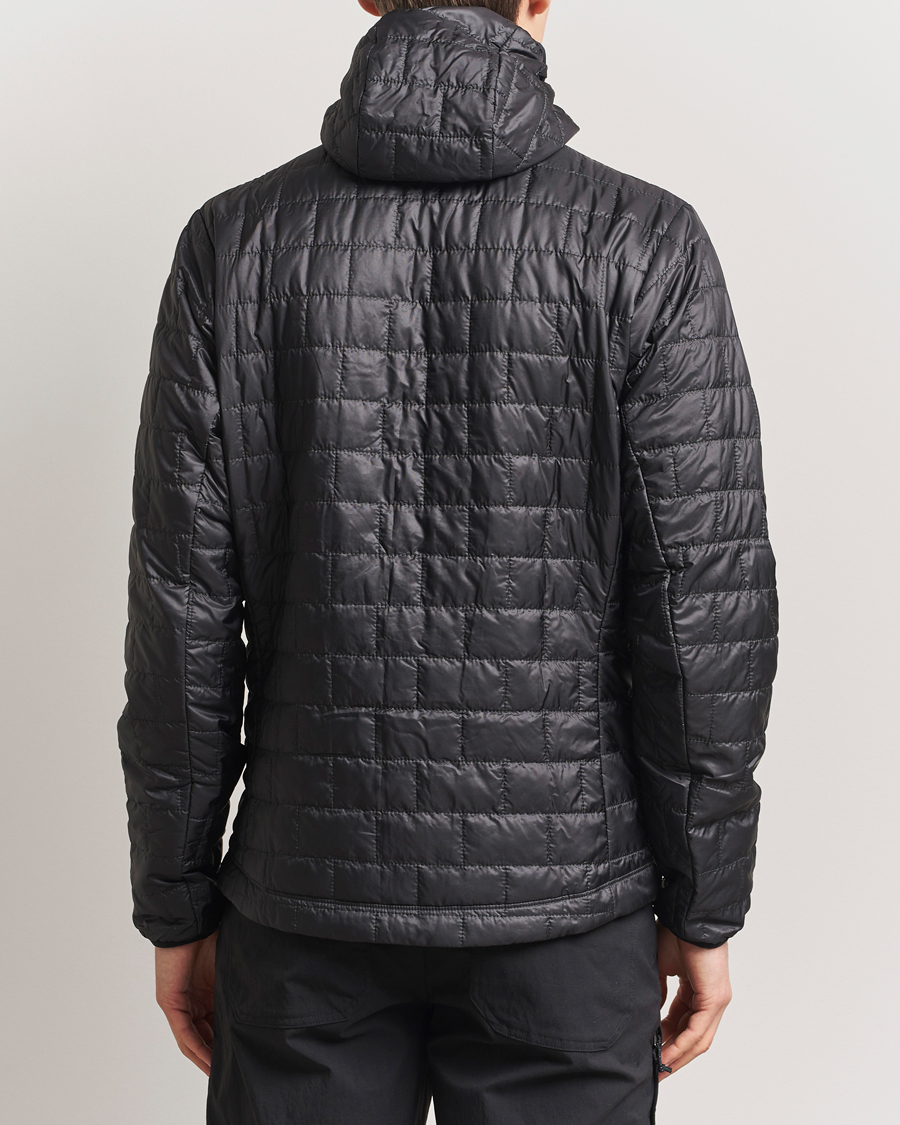Herre | Jakker | Patagonia | Nano Puff Hood Black