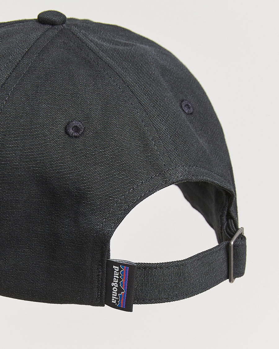 Herre | Patagonia P-6 Label Trad Cap Black | Patagonia | P-6 Label Trad Cap Black