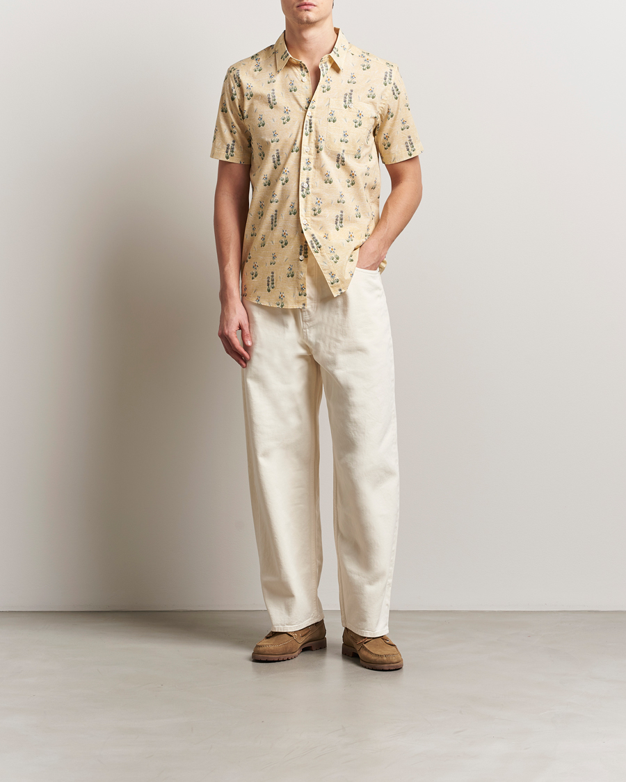 Herre | Skjorter | Patagonia | Go To Short Sleeve Shirt Beeswax Tan
