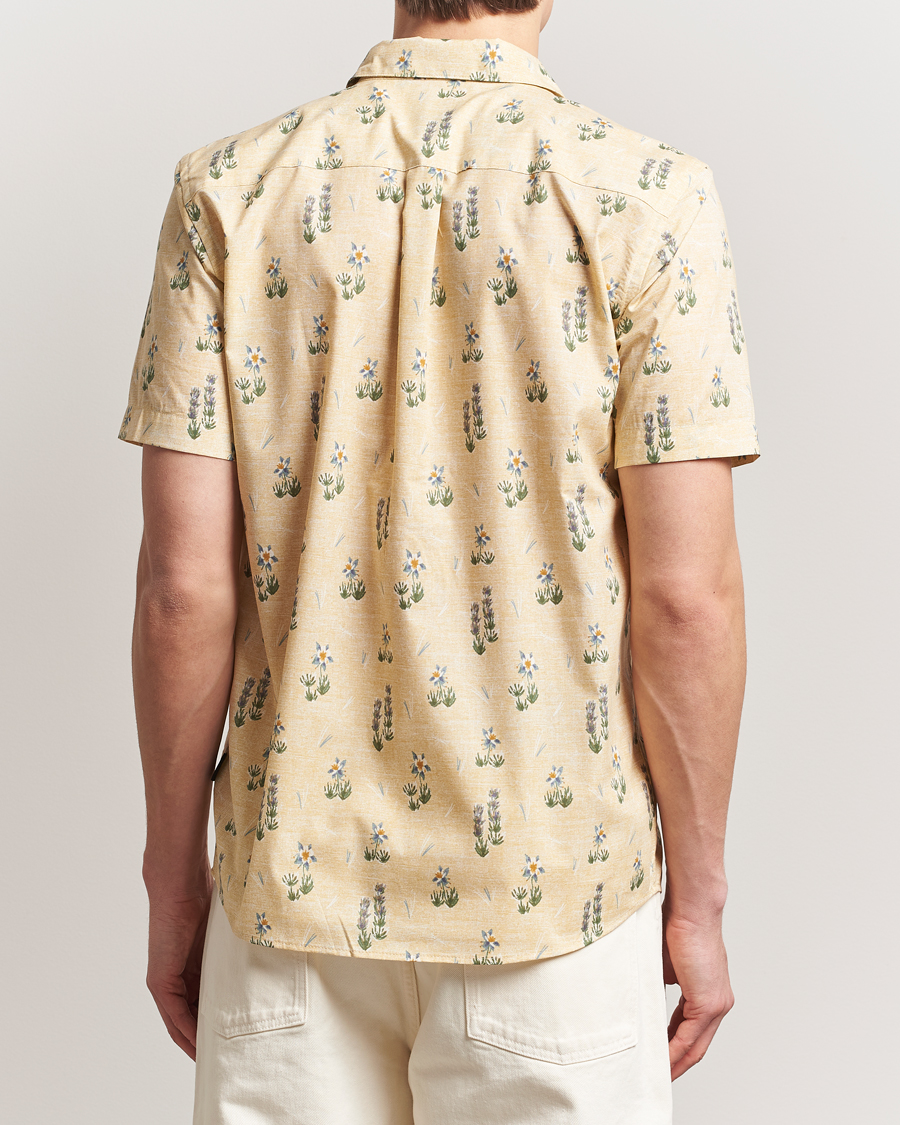 Herre | Skjorter | Patagonia | Go To Short Sleeve Shirt Beeswax Tan