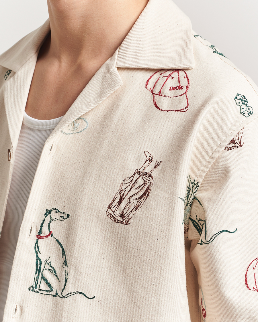 Herre | Skjorter | Drôle de Monsieur | Embroidered Country Club Shirt Ecru