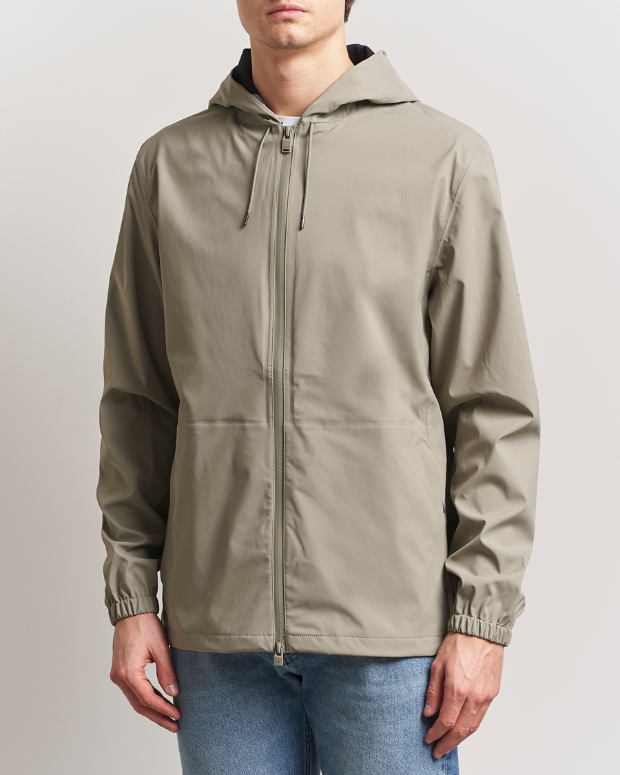Herre | Jakker | RAINS | Suva Hooded Waterproof Jacket Drift