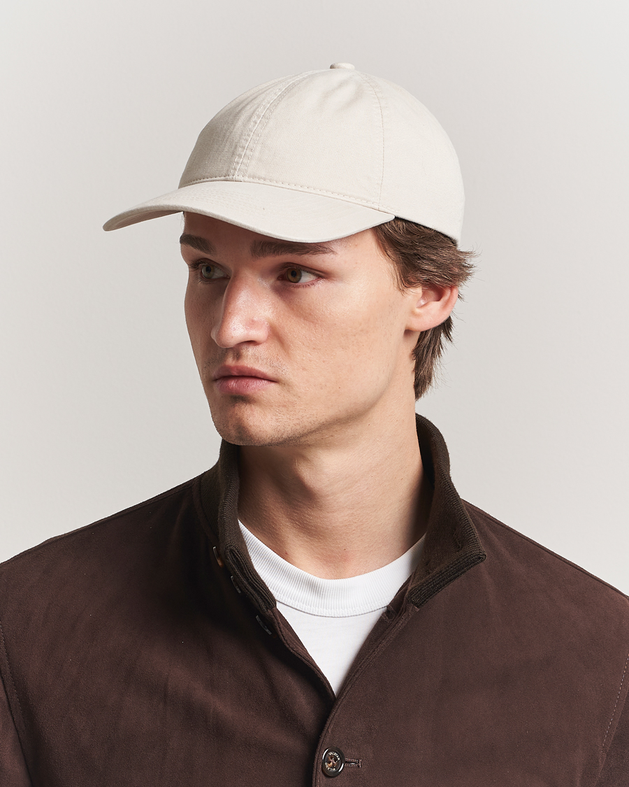 Herre | Hatter og capser | Varsity Headwear | Washed Cotton Baseball Cap Light Beige