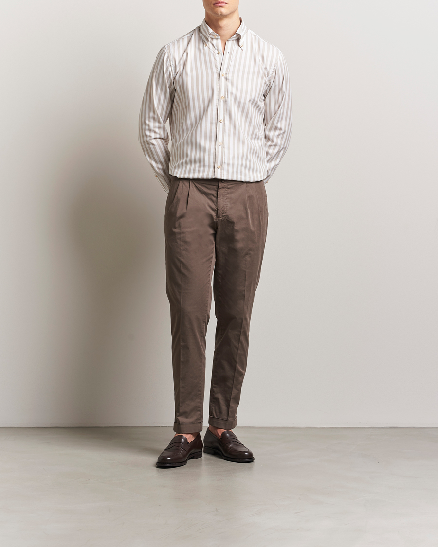 Herre | Skjorter | Stenströms | Fitted Body Wide Stripe Oxford Shirt Beige
