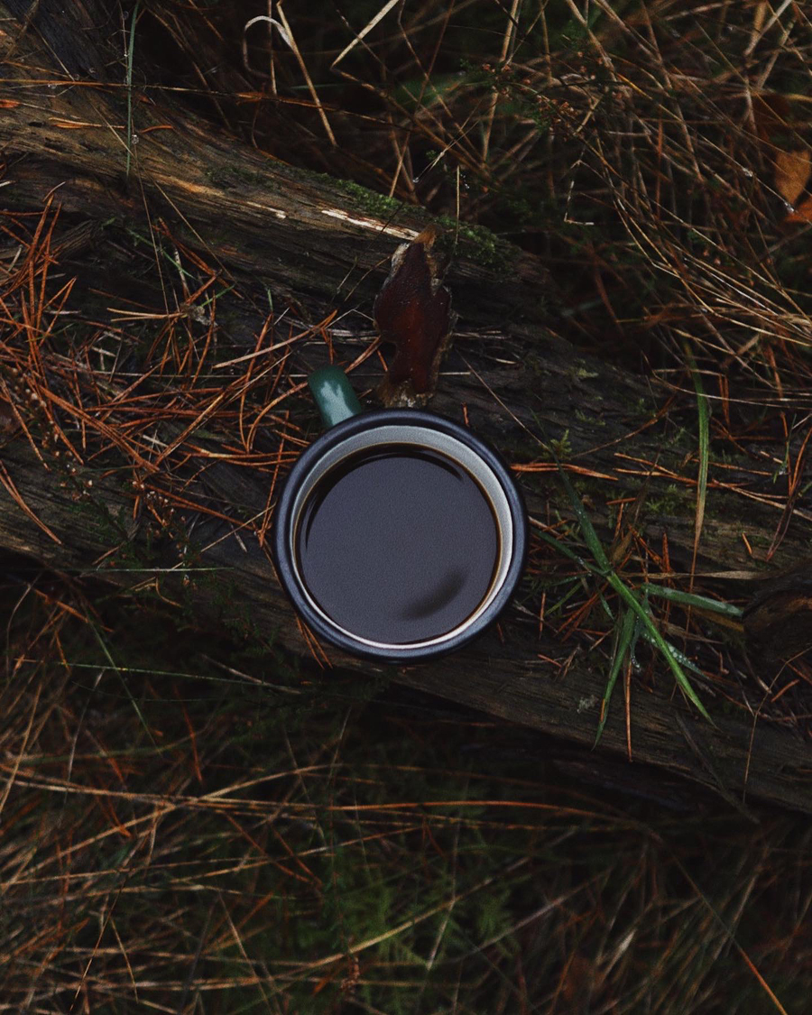 Herre | Outdoor living | Forét | Bean Enamel Mug Dark Green
