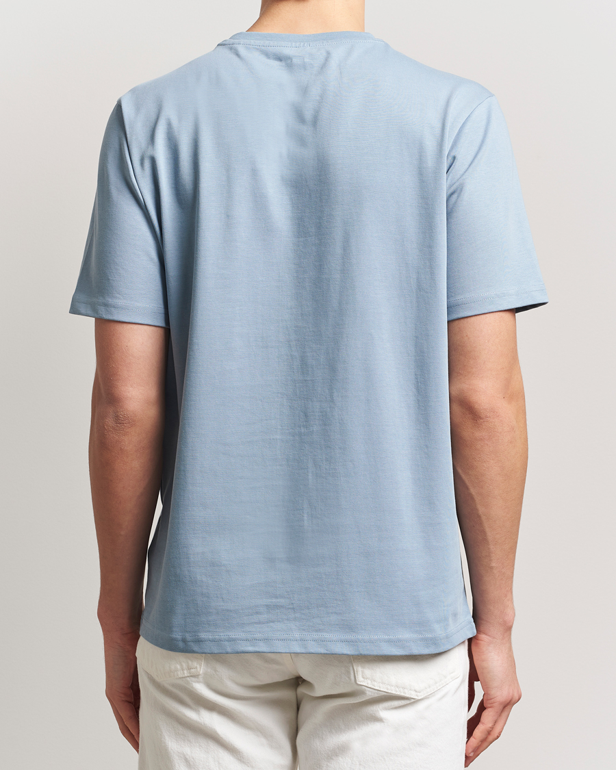 Herre | T-Shirts | KnowledgeCotton Apparel | Loake Badge T-Shirt Ashley Blue