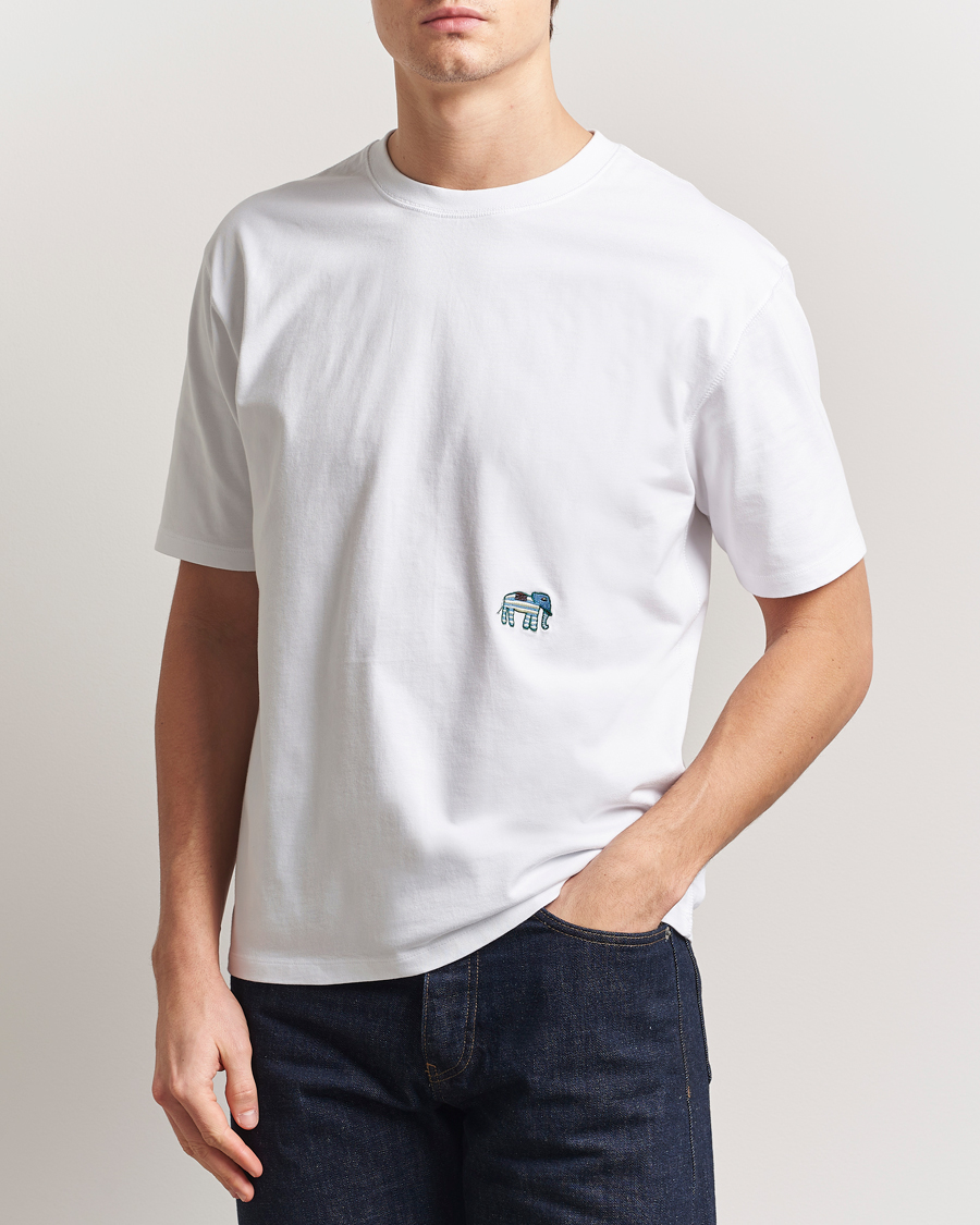 Herre | T-Shirts | Drake's | Elephant Graphic Print Hiking T-Shirt Ecru