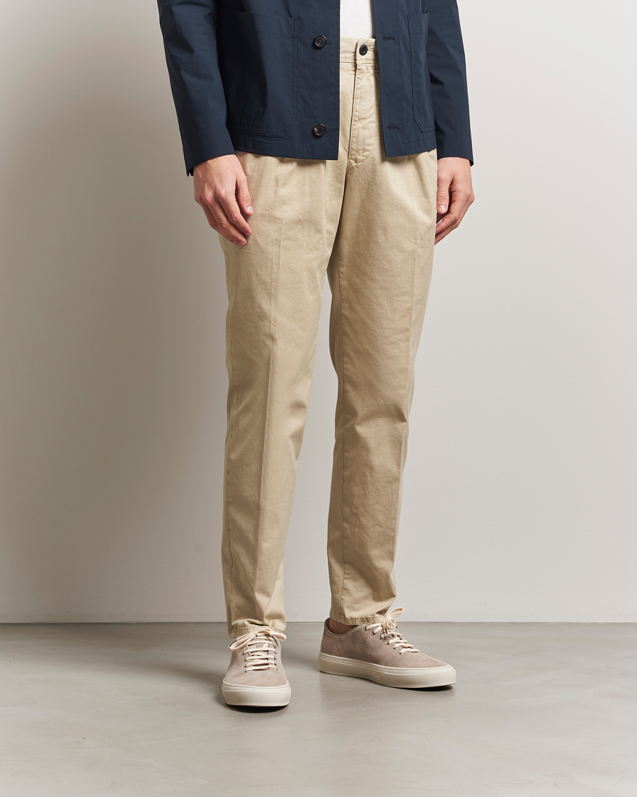 Herre | Bukser | Incotex | Tapered Fit Pleated Slacks Light Beige