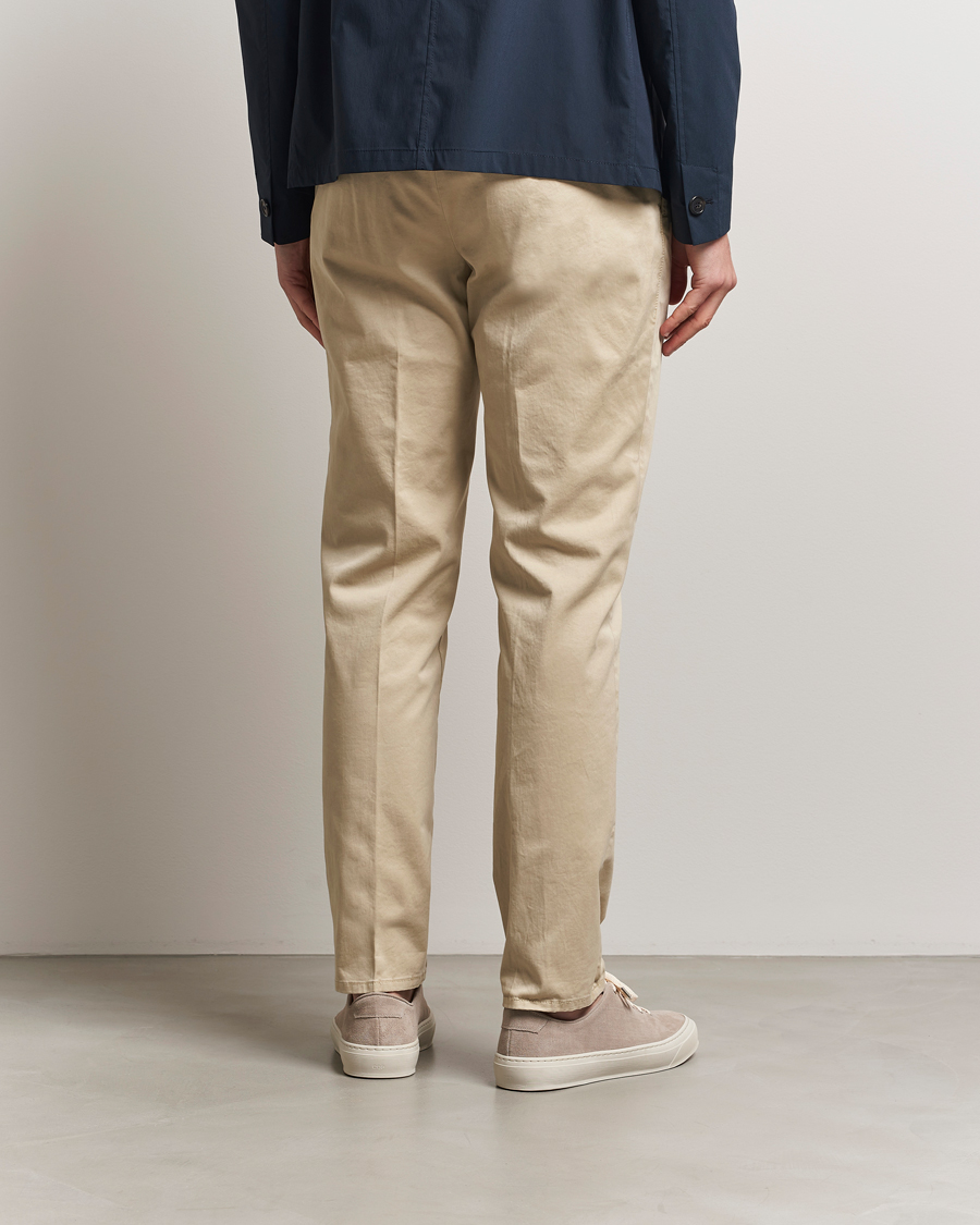 Herre | Bukser | Incotex | Tapered Fit Pleated Slacks Light Beige