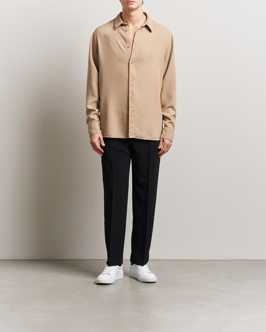 Herre | Skjorter | J.Lindeberg | Garment Dyed Structure Tencel Shirt Khaki