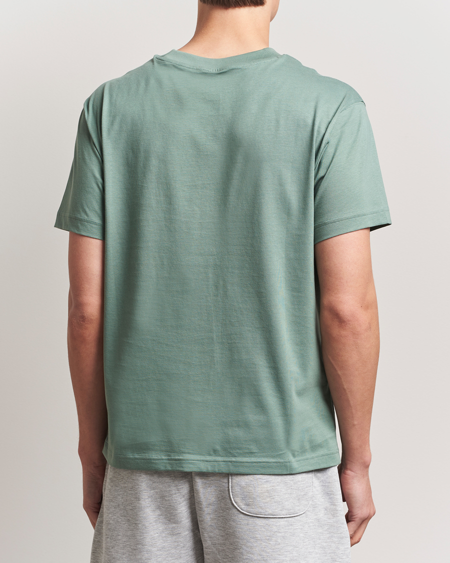 Herre | T-Shirts | New Balance | Essentials T-Shirt Dark Juniper