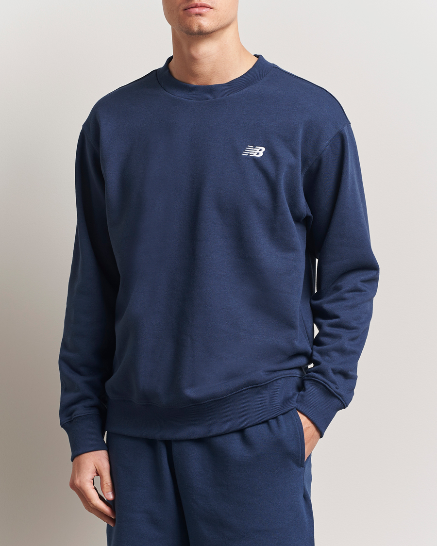 Herre | Gensere | New Balance | Essentials French Terry Sweatshirt Navy