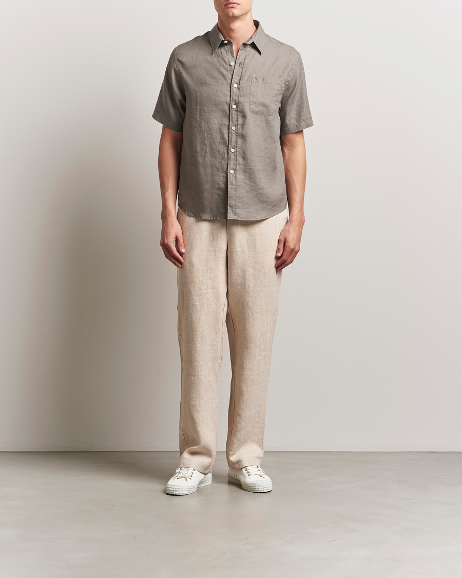 Herre | Skjorter | Colorful Standard | Garment Dyed Linen Short Sleeve Shirt Dusty Olive