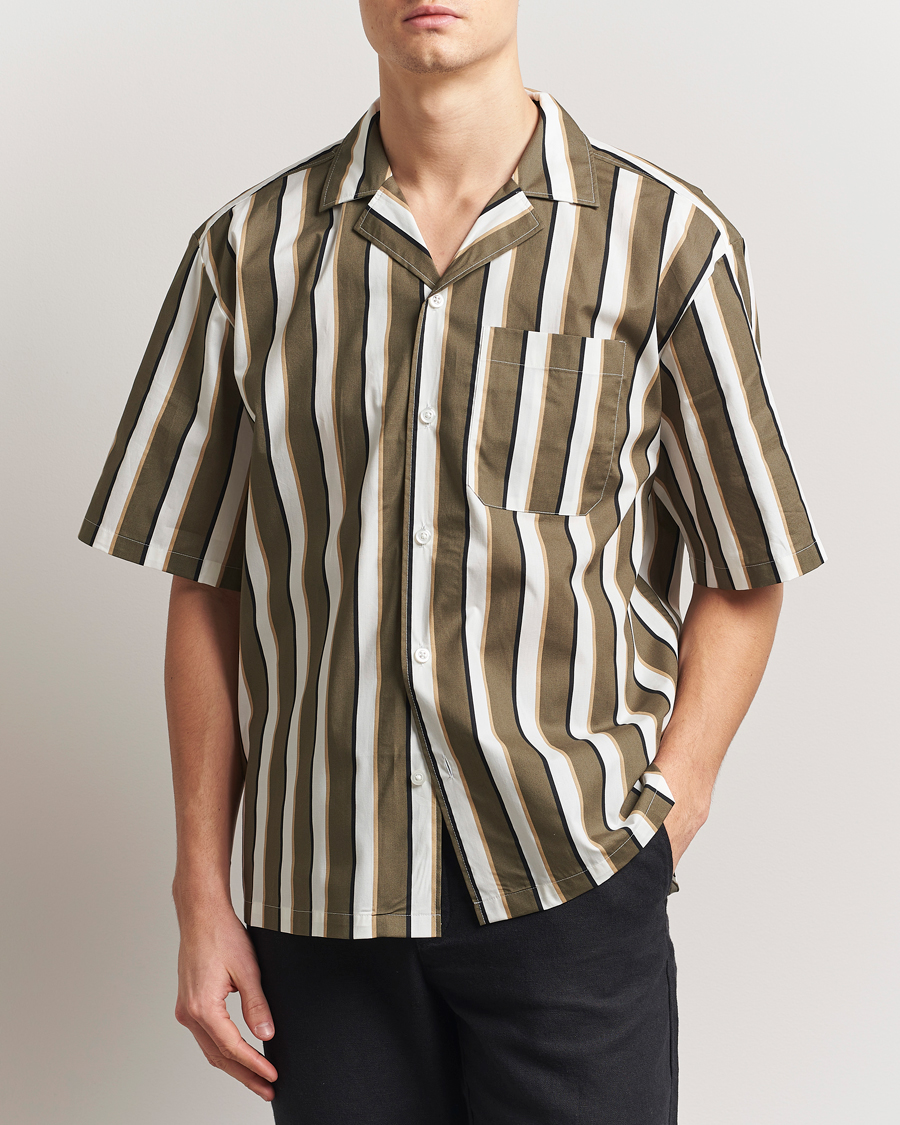 Herre | Skjorter | HUGO | Eligino Striped Short Sleeve Shirt Open Green