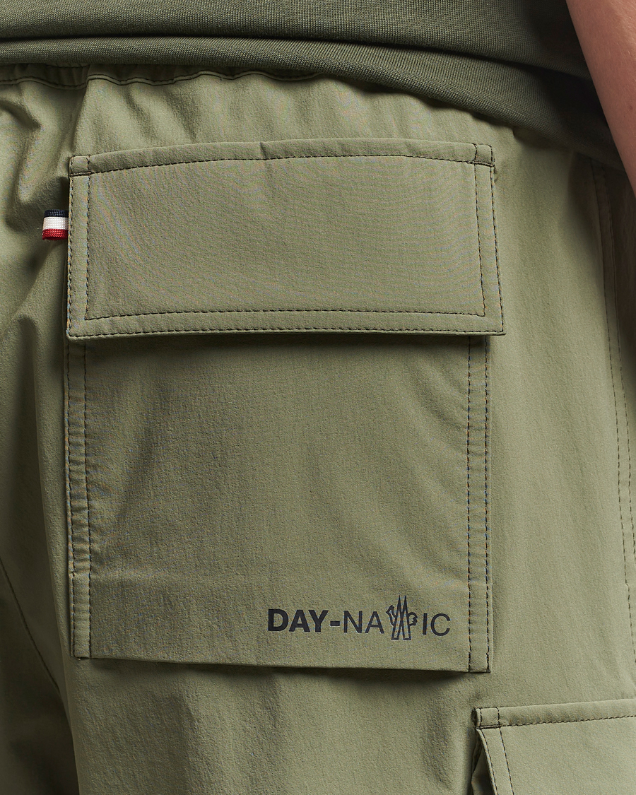 Herre | Shorts | Moncler Grenoble | Cargo Shorts Military