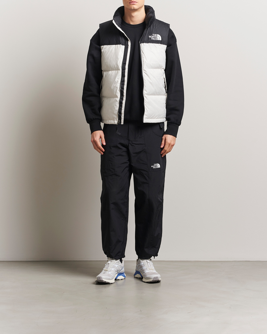 Herre | Vester | The North Face | 1996 Retro Nuptse Vest White Dune/Black