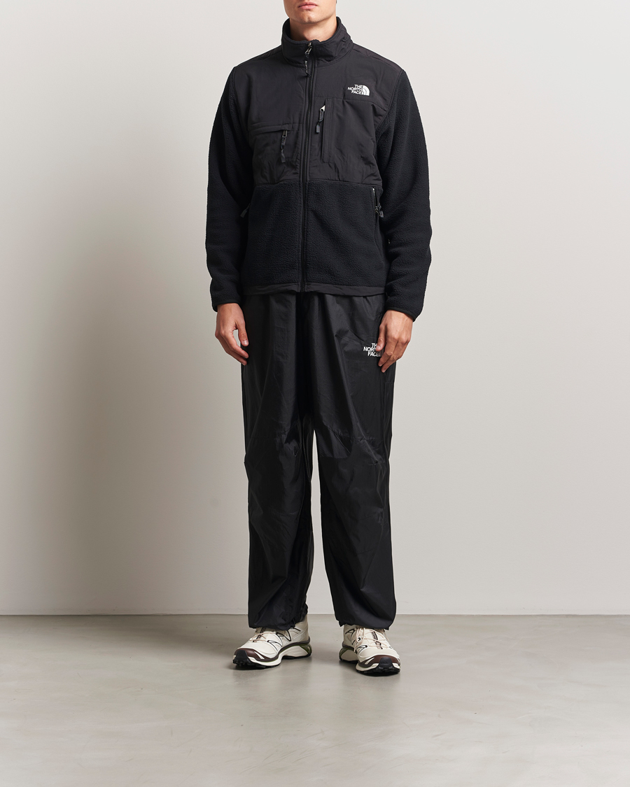 Herre | Bukser | The North Face | NSE Wind Track Pants Black