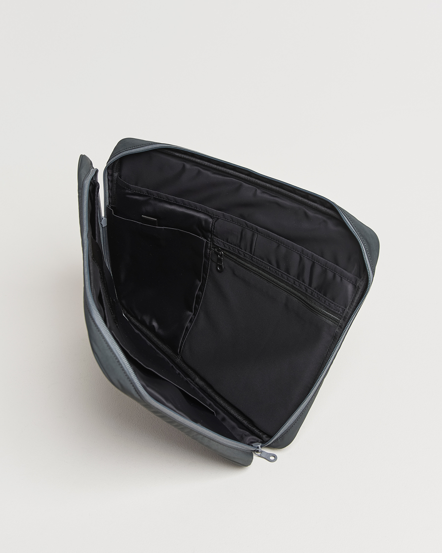 Herre | Vesker | mazi untitled | Nylon Laptop Pouch 16 Inch Grey