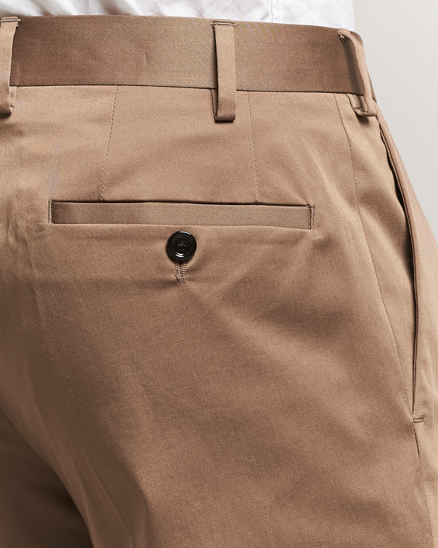 Herre | Bukser | Lardini | Pleated Cotton Stretch Trousers Light Brown