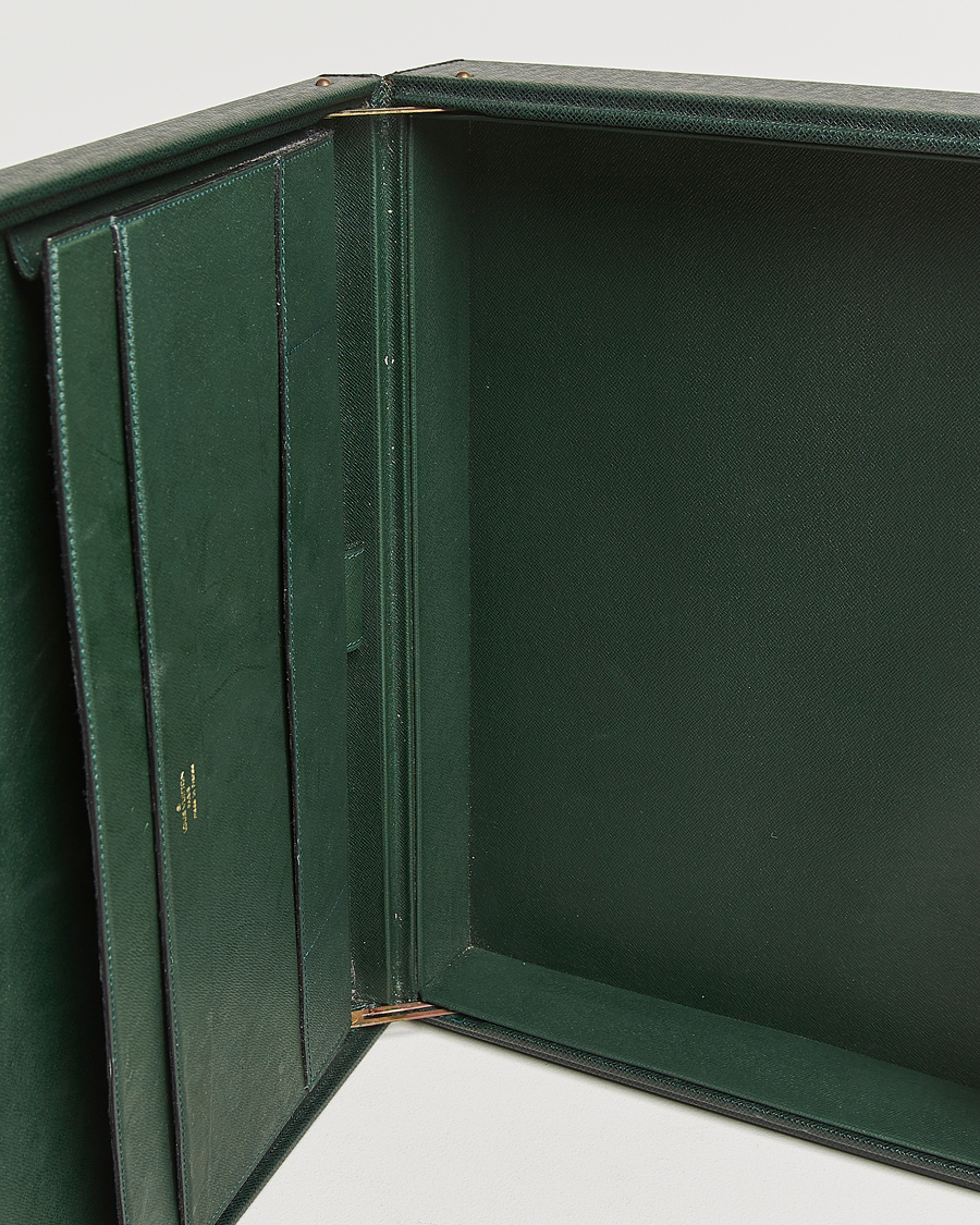 Herre | Pre-Owned & Vintage Bags | Louis Vuitton Pre-Owned | Diplomat Briefcase Taiga Green